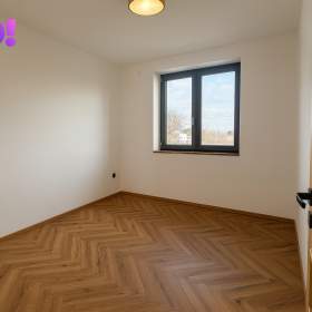 Foto inzerátu Pronájem rodinného domu 5+kk s vlastní terasou a zahradou, 115 m², Třinec-Konská