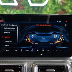 Foto inzerátu Ford Mustang GT*5.0*B&O*CAMERA*BREMBO*CARPL