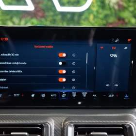 Foto inzerátu Ford Mustang GT*5.0*B&O*CAMERA*BREMBO*CARPL