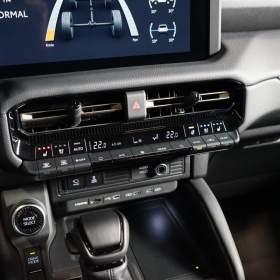 Foto inzerátu Toyota Land Cruiser EXECUTIVE*NEZ.TOP*360*HUD*JBL