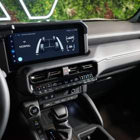 Foto inzerátu Toyota Land Cruiser EXECUTIVE*NEZ.TOP*360*HUD*JBL