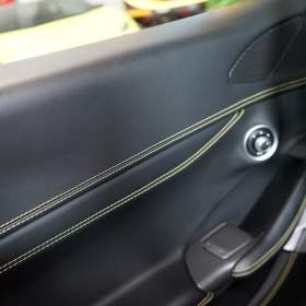 Foto inzerátu Ferrari Portofino TWO-TONE*BLUE CARBON*GIALLO MO