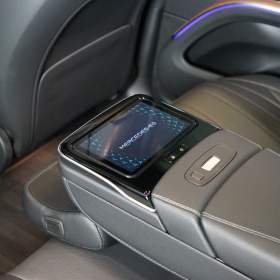 Foto inzerátu Mercedes-Benz EQS SUV*500*4M*PANO*360*ZÁRUKA*