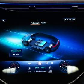 Foto inzerátu Mercedes-Benz EQS SUV*500*4M*PANO*360*ZÁRUKA*