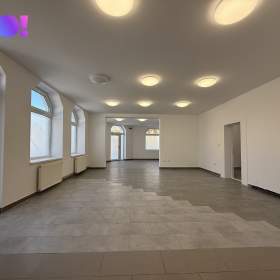 Foto inzerátu Pronájem obchodního prostoru 150m², Třinec