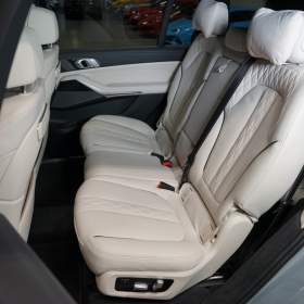 Foto inzerátu BMW X7 40i*xDRIVE*MASÁŽ*NEZ.TOP*PANO*