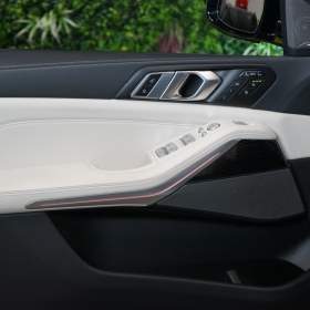 Foto inzerátu BMW X7 40i*xDRIVE*MASÁŽ*NEZ.TOP*PANO*