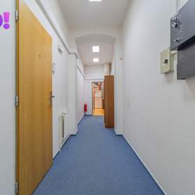 Foto inzerátu Pronájem kancelářských/obchodních prostor, ul. Riegrova, Olomouc