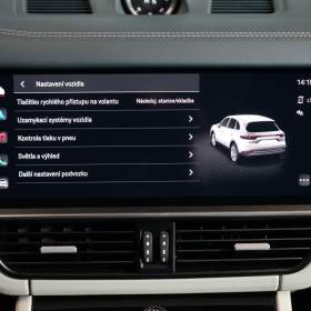 Foto inzerátu Porsche Cayenne E-HYBRID*360*PANO*TAŽ*PASM*CHR