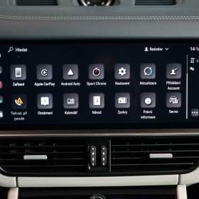 Foto inzerátu Porsche Cayenne E-HYBRID*360*PANO*TAŽ*PASM*CHR