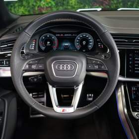 Foto inzerátu Audi Q8 QUATTRO*OLED*NEZ.TOP*ACC