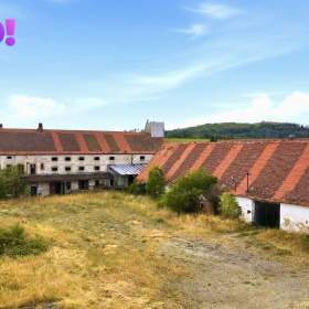 Foto inzerátu Prodej zemědělského areálu 32 709 m², Vícenice u Dolních Lažan, okres Třebíč
