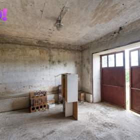 Foto inzerátu Prodej zemědělského areálu 32 709 m², Vícenice u Dolních Lažan, okres Třebíč