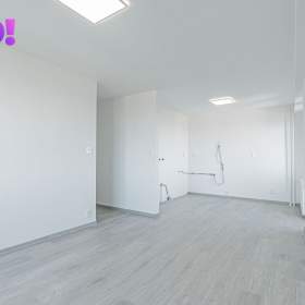 Foto inzerátu Prodej bytu 2+kk po rekonstrukci, výhled na Beskydy | 44 m² | Vardasova, Havířov