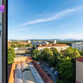 Foto inzerátu Prodej bytu 2+kk po rekonstrukci, výhled na Beskydy | 44 m² | Vardasova, Havířov