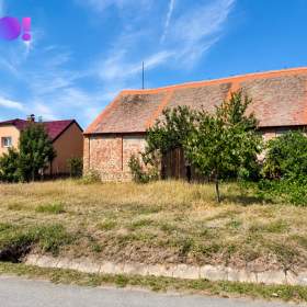 Foto inzerátu Prodej stavebního pozemku 743 m², Vedrovice, okres Znojmo