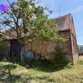 Foto inzerátu Prodej stavebního pozemku 743 m², Vedrovice, okres Znojmo