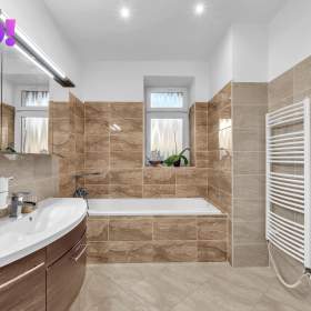 Foto inzerátu Prodej rodinného domu 239 m², pozemek 667 m², Slatina nad Úpou