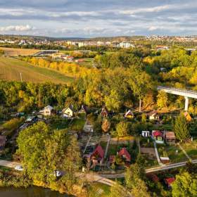Foto inzerátu Prodej zahrady s chatkou u rybníka, Moravský Krumlov