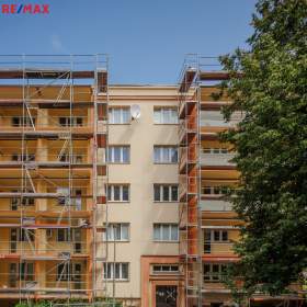 2+1 s právě teď novým velkým balkonem Ostrava -  Poruba, ul. Opavská, nízkopodlažní dům / 19453395