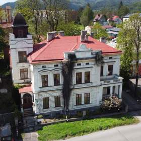 Prodej unikátní vily , 2x4+1, 350 m², Frenštát pod Radhoštěm, okres Nový Jičín / 19471005