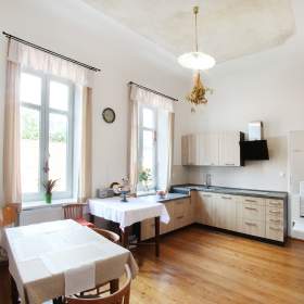 Foto inzerátu Prodej unikátní vily , 2x4+1, 350 m², Frenštát pod Radhoštěm, okres Nový Jičín