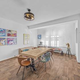 Prvorepubliková vila 15+3,176 m2, obytná plocha 287,45 m2, 66 867 kč/m2 , podíl 52 % Modřany. / 19574010