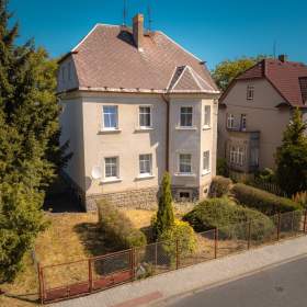 Prvorepubliková vila 5+2 (7+3) 380m2 / balkon /garáž / zahrada 1051m2 v top lokalitě k rekonstrukci / 19578462