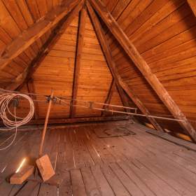 Foto inzerátu Prvorepubliková vila 5+2 (7+3) 380m2 / balkon /garáž / zahrada 1051m2 v top lokalitě k rekonstrukci