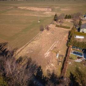 Krásný stavební pozemek 900 m2 v atraktivní lokalitě obce Žernovka Praha - Východ TOP LOKALITA !  / 19578464