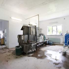 Foto inzerátu Prodej výrobní haly 950 m², pozemek 6 613 m² Malé Kunčice (Kończyce Małe)