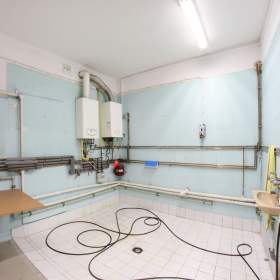 Foto inzerátu Prodej výrobní haly 950 m², pozemek 6 613 m² Malé Kunčice (Kończyce Małe)