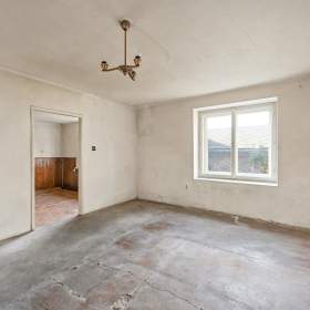 Fotka k inzerátu Prodej řadového rodinného domu 3+1 v obci Dolní Bousov / 19458397