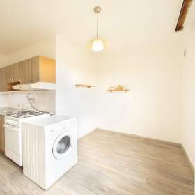 Fotka k inzerátu Pronájem bytu 1+1, 38 m², ul. Lumírova / 19542763