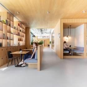 Foto inzerátu Pronájem kanceláře, 75 m² - Praha - Smíchov
