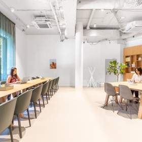 Pronájem kanceláře, 120 m² - Praha - Karlín / 19936743