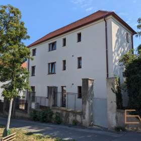 Pronájem bytu 2+kk, 58 m2, terasa 10 m2 - Praha Jeseniova / 19955523