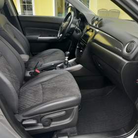 Foto inzerátu Suzuki Vitara 1,4 HYBRID 4x4 NAVI ODPOČET !