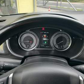 Foto inzerátu Suzuki Vitara 1,4 HYBRID 4x4 NAVI ODPOČET !