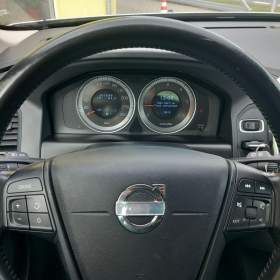 Foto inzerátu Volvo XC60 2,4D5 158kw 4x4 PO ROZVODECH