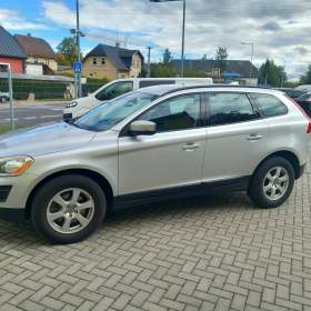 Foto inzerátu Volvo XC60 2,4D5 158kw 4x4 PO ROZVODECH