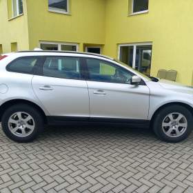 Foto inzerátu Volvo XC60 2,4D5 158kw 4x4 PO ROZVODECH