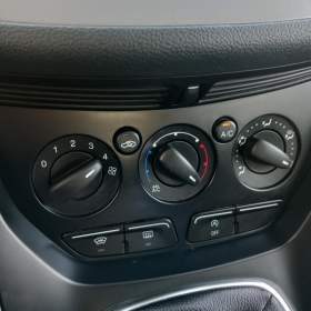 Foto inzerátu Ford Grand C-MAX 7 MÍST NAVIGACE POUZE 93t.KM!