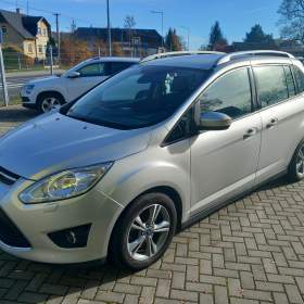 Foto inzerátu Ford Grand C-MAX 7 MÍST NAVIGACE POUZE 93t.KM!